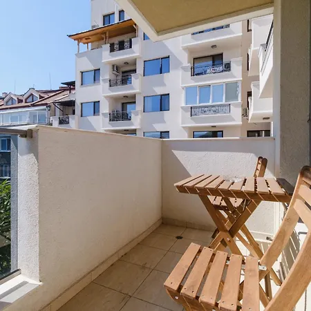 Apartment Charm 1-bedroom Plowdiw