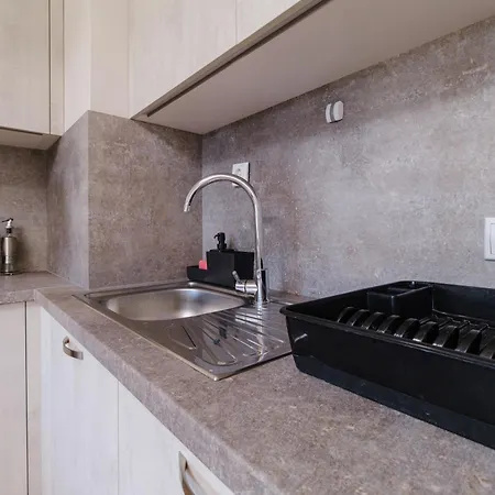 Apartment Charm 1-bedroom Plowdiw