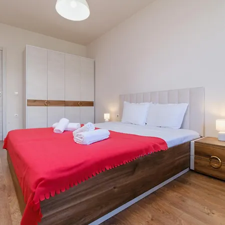 Charm 1-bedroom Apartment